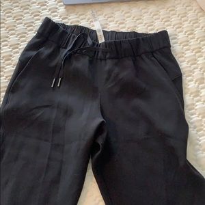 Lulu On the fly pant